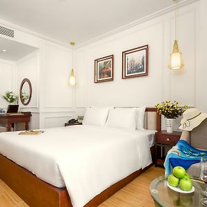 Deluxe Zimmer mit Kingsize-Bett
